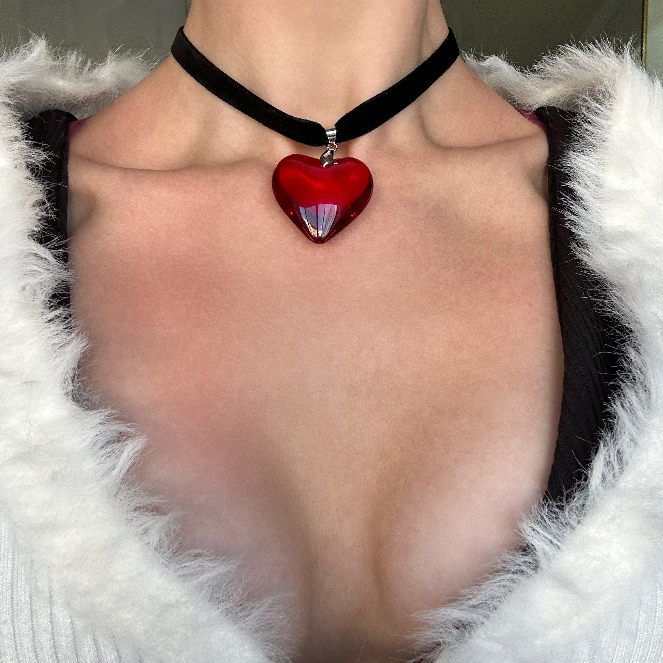 Velvet Ribbon Red Heart Choker