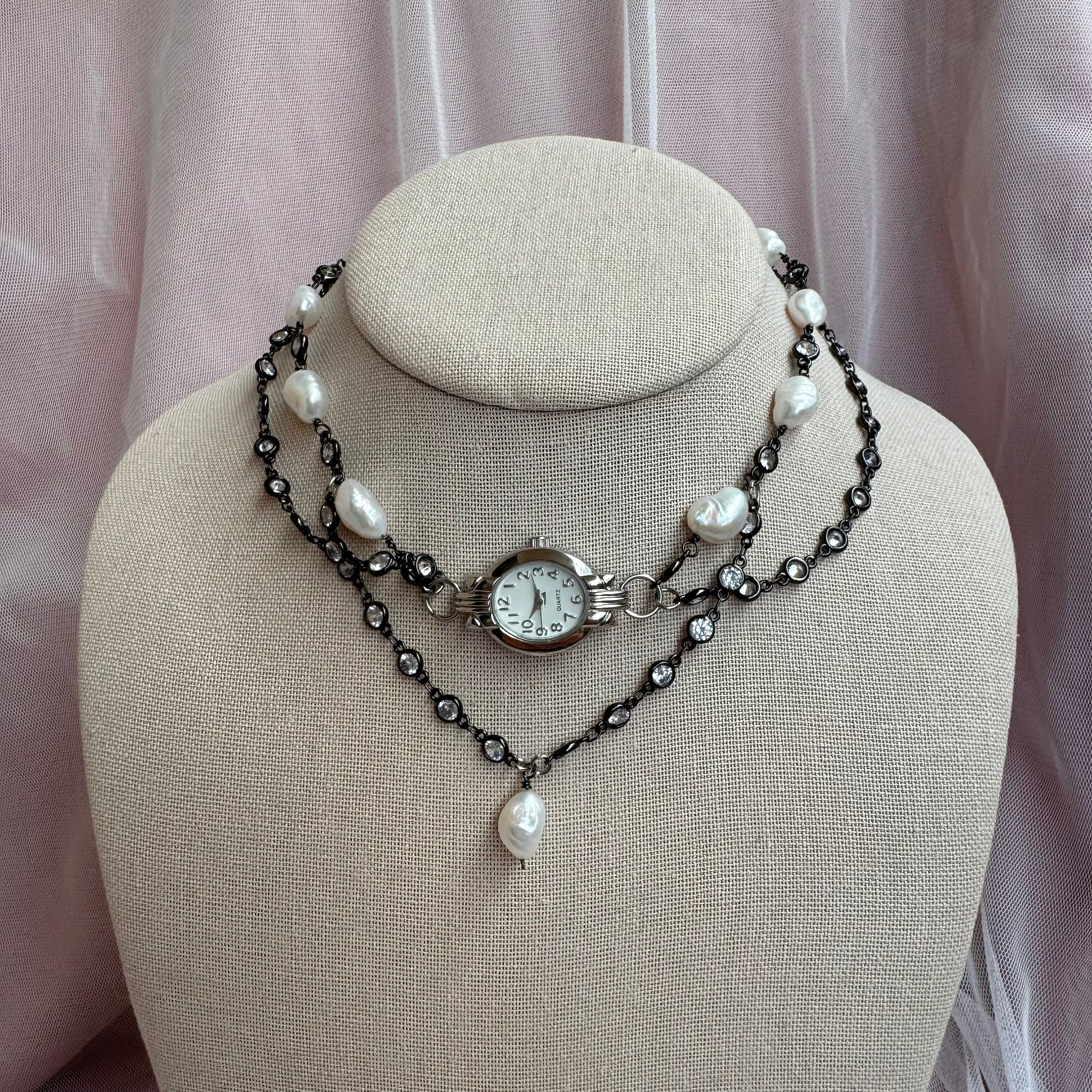 Watch choker necklace with freshwater pearls