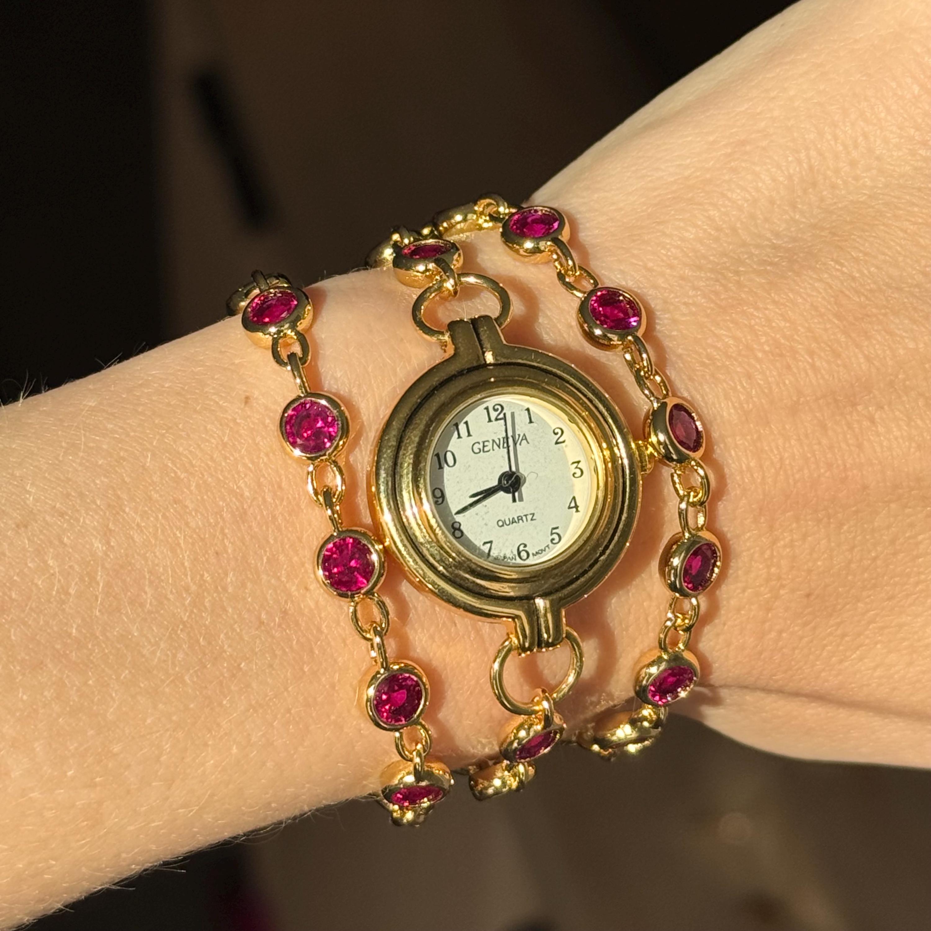 Vintage-Inspired Burgundy Rhinestone Watch Bracelet: Gold Chain Wristwatch