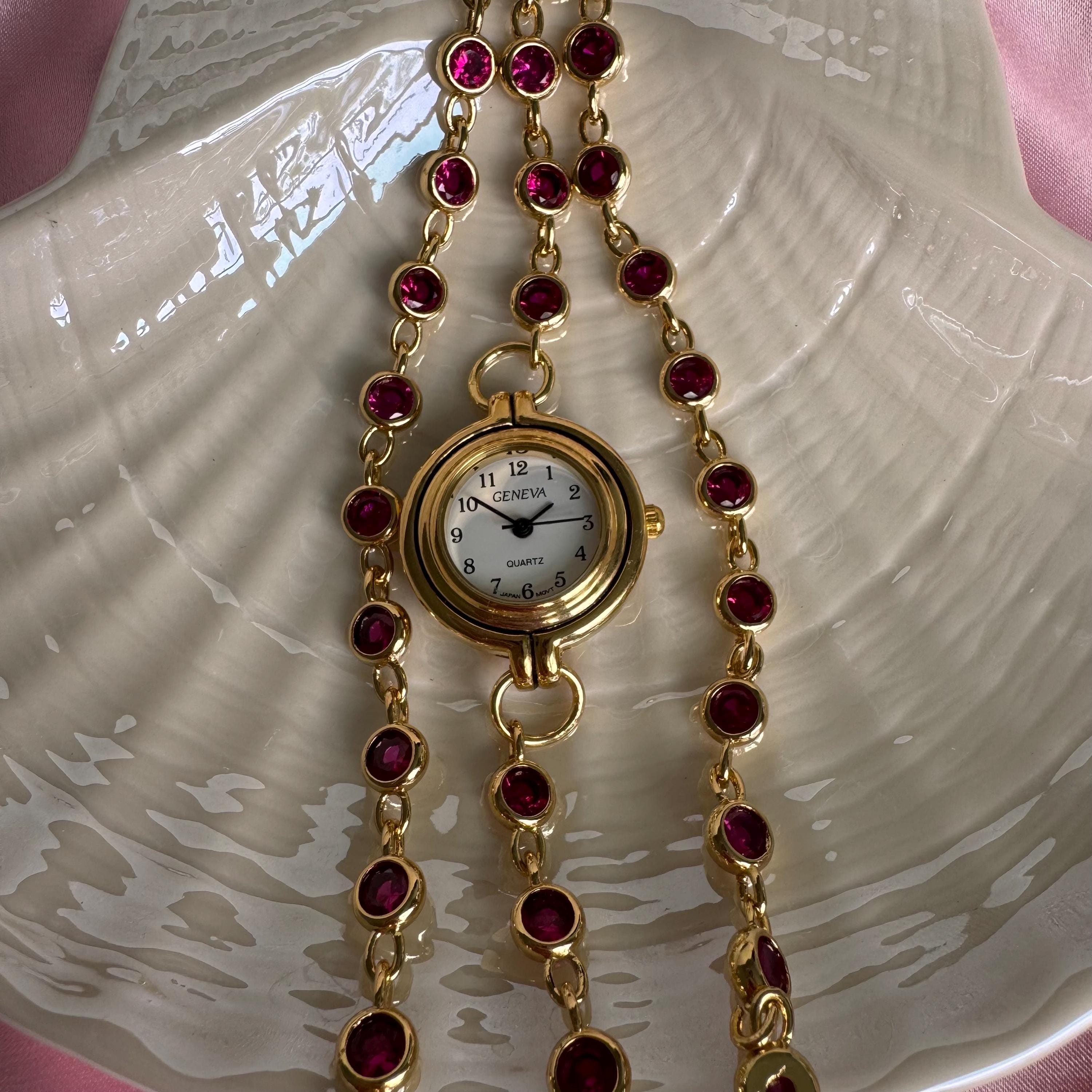 Vintage-Inspired Burgundy Rhinestone Watch Bracelet: Gold Chain Wristwatch