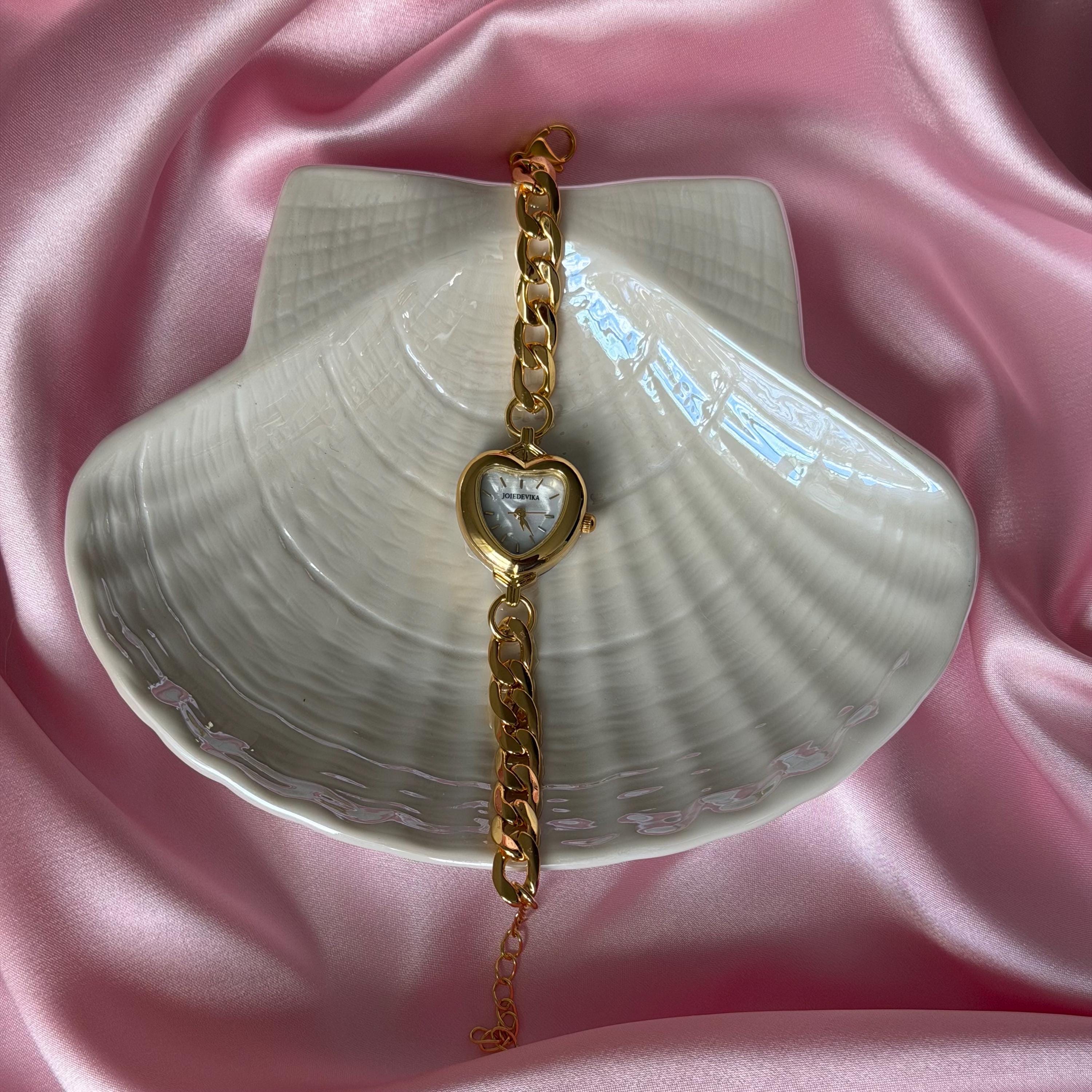 Heart Linked Watch in Gold