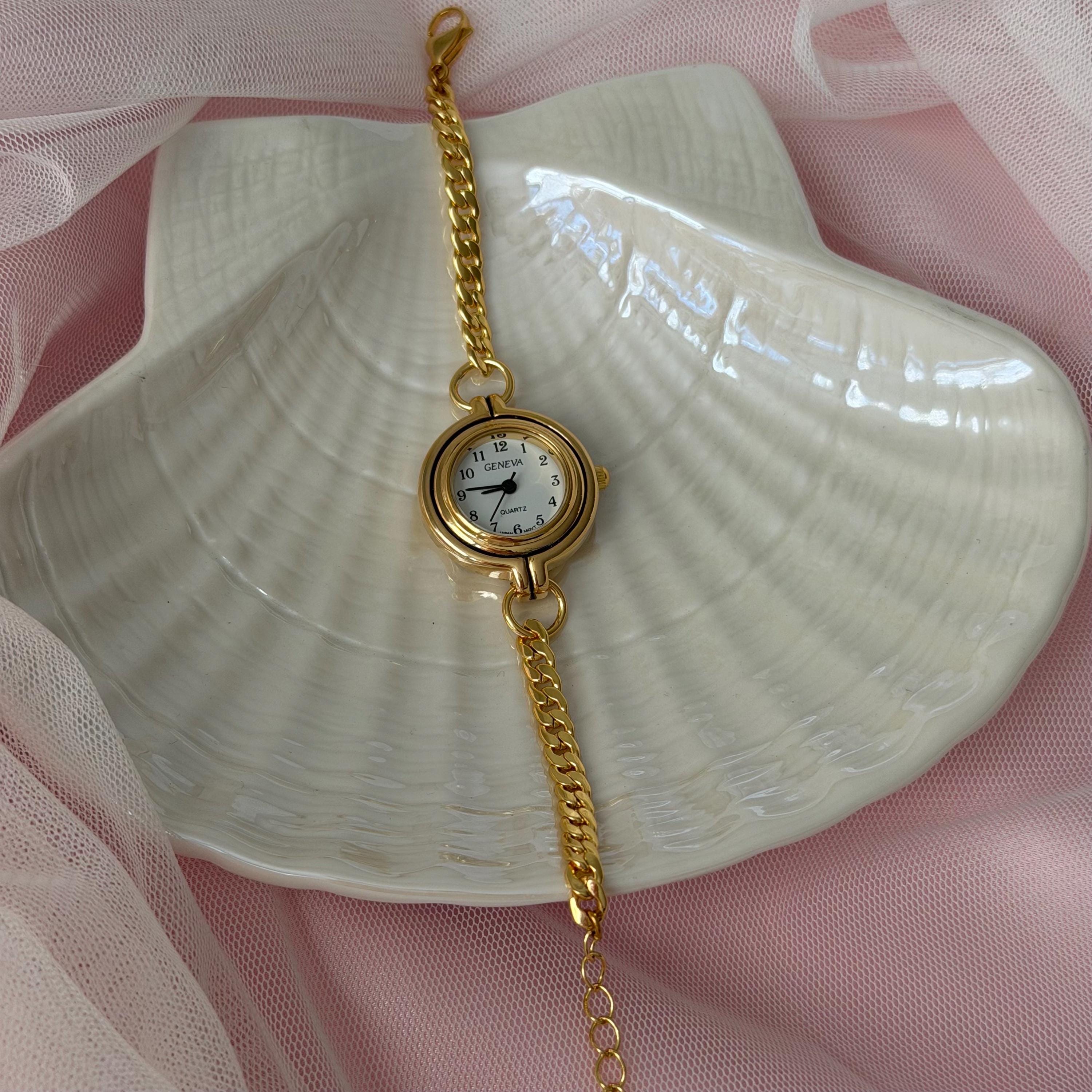 Vintage Style Gold Watch Bracelet, Dainty Chain Watch for Women, Heart Oval Square Face Wrist Watch, Gift for Her
