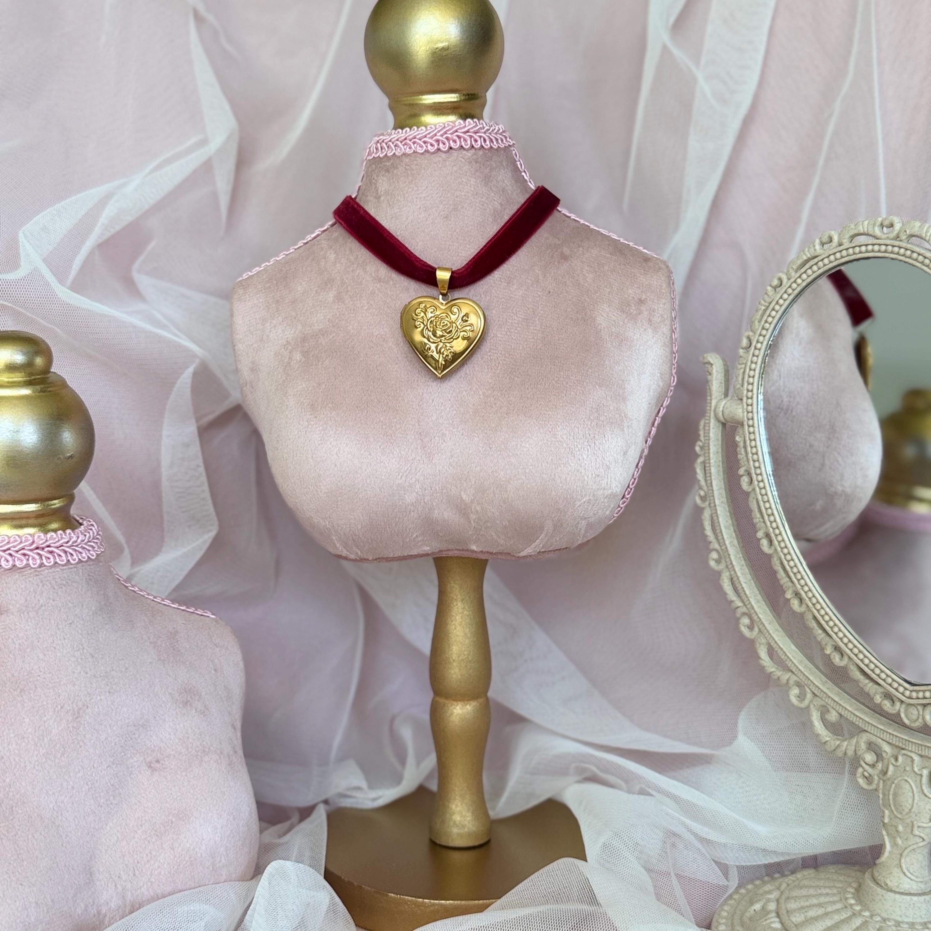 Velvet Ribbon Heart Locket Choker