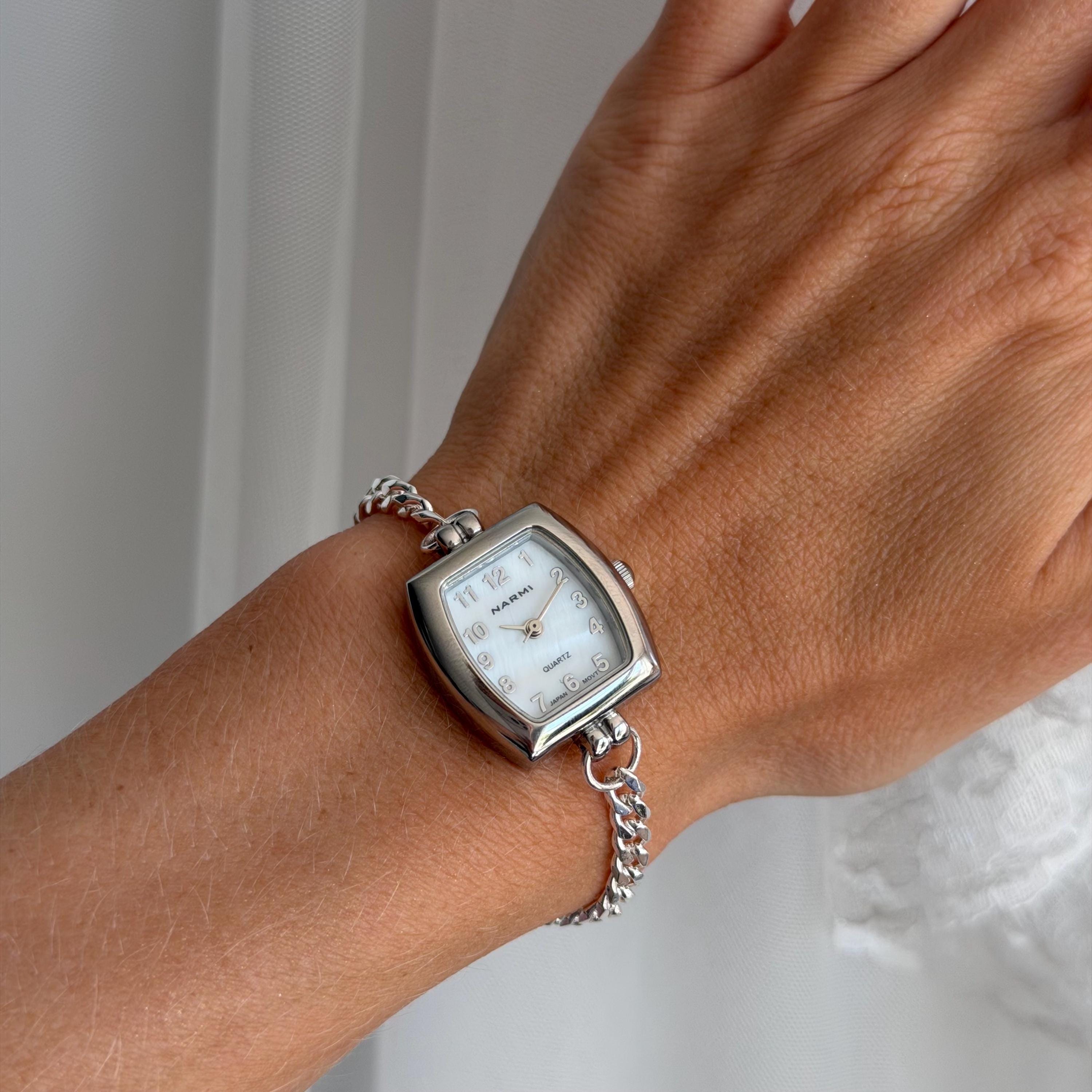 Silver Chain Watch Bracelet • Vintage Style Stainless Steel Women's Watch